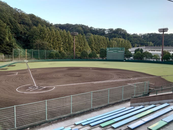 飯能市民球場の画像